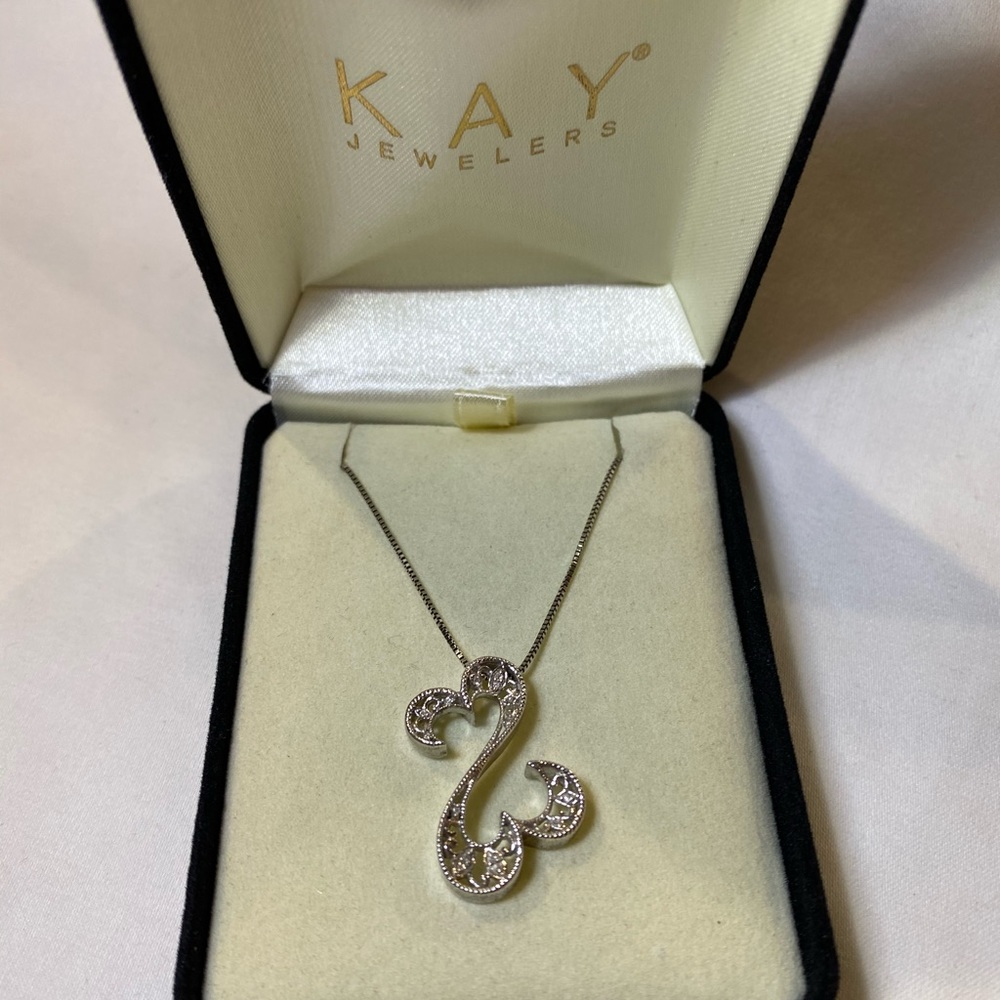 Kay Jewelers - Heart Necklace